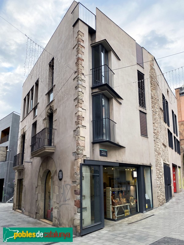 Granollers - Conjunt de Ca la Magdalena i Ca l'Ambrós (Foto: Albert Esteves, 2021) Granollers - Conjunt de Ca la Magdalena i Ca l'Ambrós