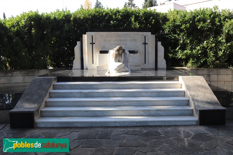 Granollers - Panteó Parera Casanovas (Foto: Albert Esteves, 2021) Granollers - Panteó Parera Casanovas