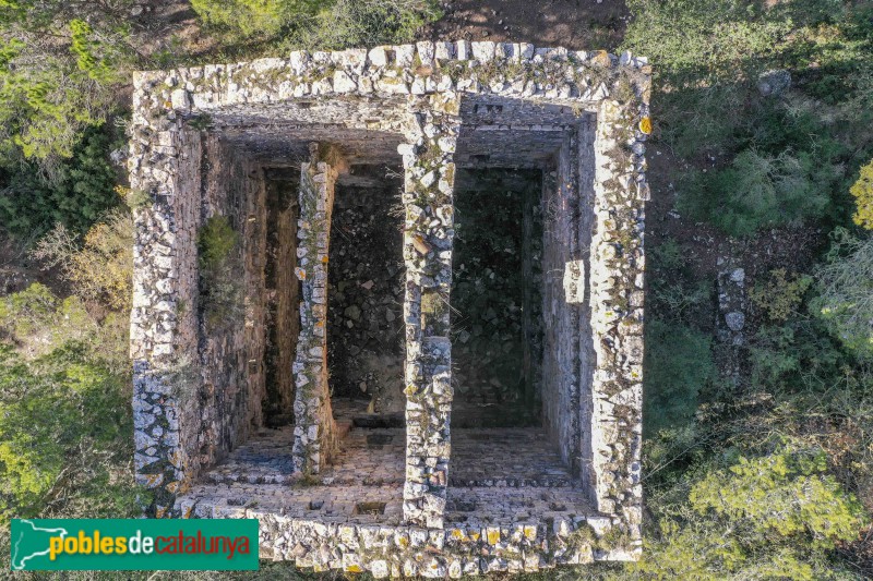 Pontons - Torre de Cal Rei (Foto: Francesc Vidal-Barraquer, 2021) Pontons - Torre de Cal Rei