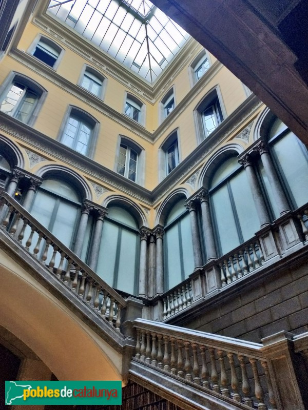 Barcelona - Casa Joan Puig (Portal de l'Àngel, 15-17) (1) (Foto: Anna Corcoll, 2021) Barcelona - Casa Joan Puig (Portal de l'Àngel, 15-17) (1)