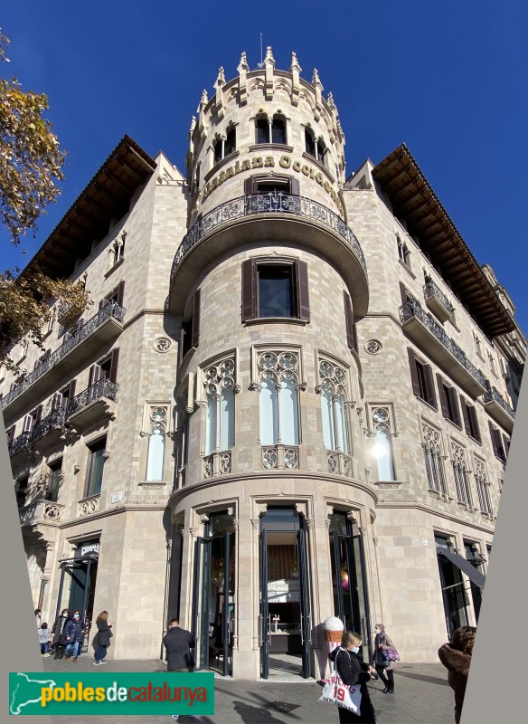 Barcelona - Casa Pascual Pons (Passeig de Gràcia, 2-4) (Foto: Albert Esteves, 2021) Barcelona - Casa Pascual Pons (Passeig de Gràcia, 2-4)