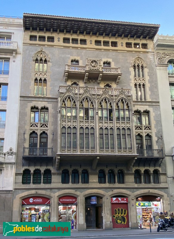 Barcelona - Via Laietana, 15 (Foto: Albert Esteves, 2021) Barcelona - Via Laietana, 15