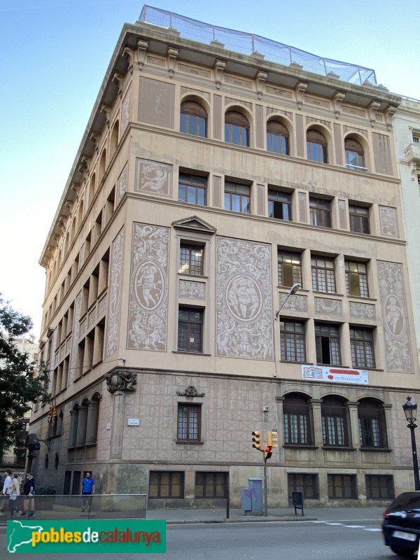 Barcelona - Via Laietana, 11 (Foto: Albert Esteves, 2021) Barcelona - Via Laietana, 11