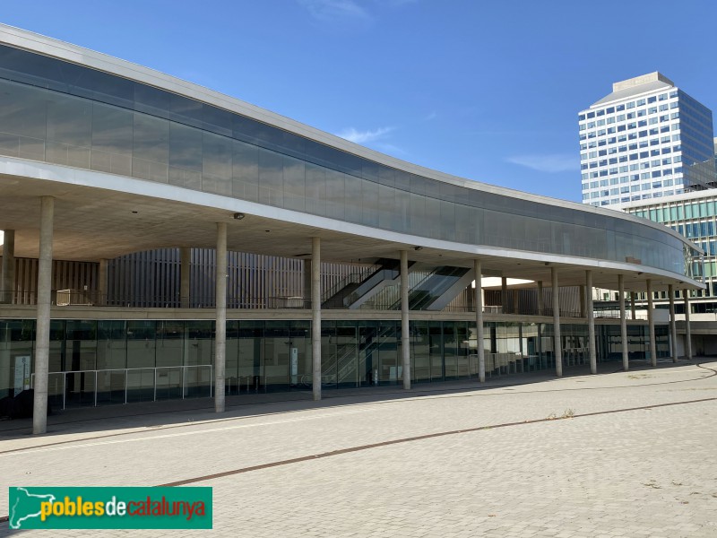 L'Hospitalet - Fira de Barcelona. Pavelló 8 (Foto: Albert Esteves, 2021) L'Hospitalet - Fira de Barcelona. Pavelló 8