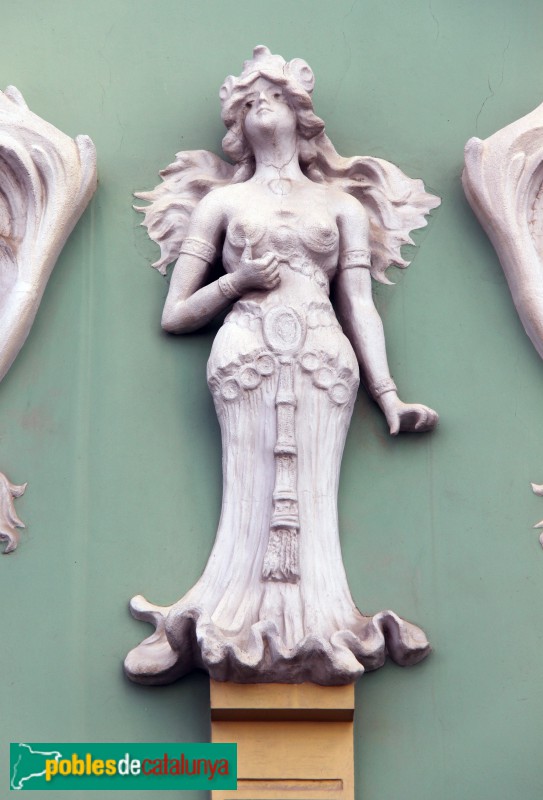 Figueres - Casa Roda (Casa Hejme) (3) (Foto: Albert Esteves, 2011) Figueres - Casa Roda (Casa Hejme) (3)