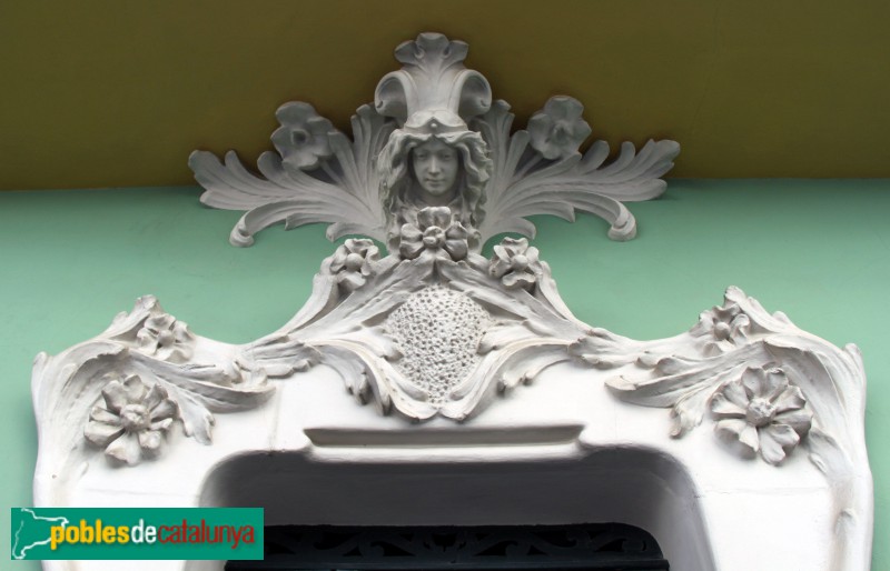 Figueres - Casa Roda (Casa Hejme) (Foto: Albert Esteves, 2011) Figueres - Casa Roda (Casa Hejme)