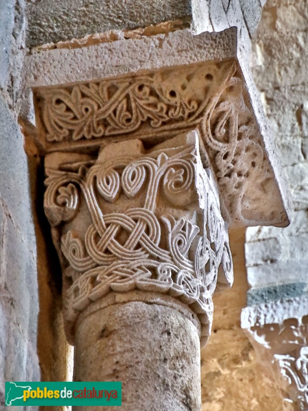 Port de la Selva - Sant Pere de Rodes. Transepte. Capitell (Foto: Vicenç Valcárcel, 2020) Port de la Selva - Sant Pere de Rodes. Transepte. Capitell