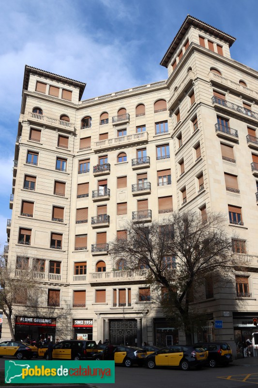 Barcelona - Via Laietana, 36 (Foto: Albert Esteves, 2022) Barcelona - Via Laietana, 36