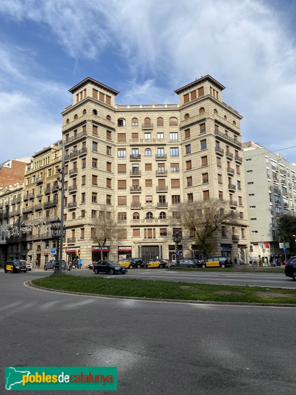 Barcelona - Via Laietana, 36 (Foto: Albert Esteves, 2022) Barcelona - Via Laietana, 36