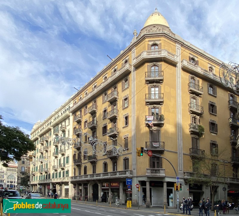 Barcelona - Via Laietana, 46-48 (Foto: Albert Esteves, 2022) Barcelona - Via Laietana, 46-48