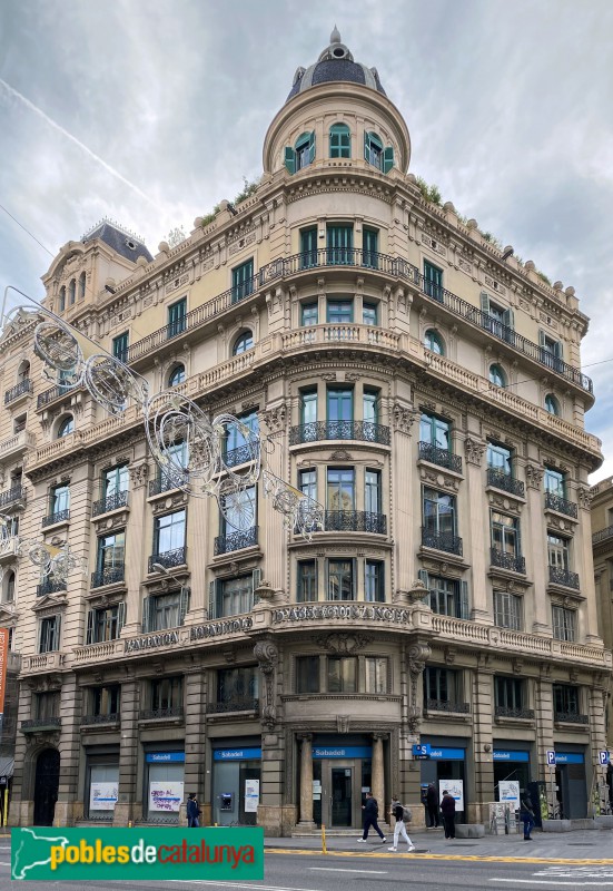 Barcelona - Via Laietana, 47 (Foto: Albert Esteves, 2022) Barcelona - Via Laietana, 47