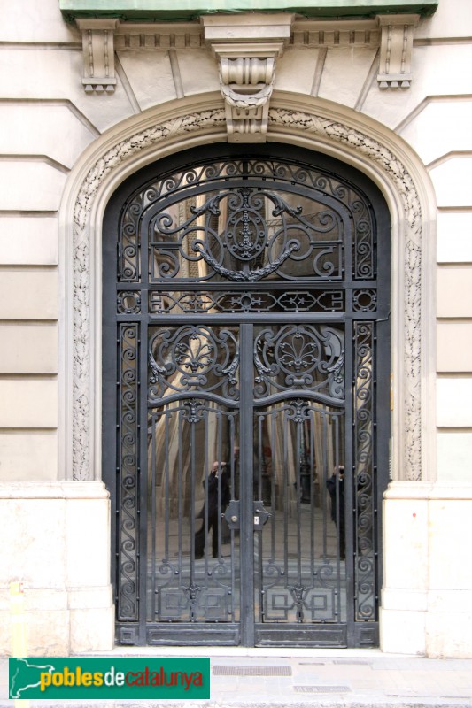 Barcelona - Via Laietana, 47 (Foto: Albert Esteves, 2022) Barcelona - Via Laietana, 47