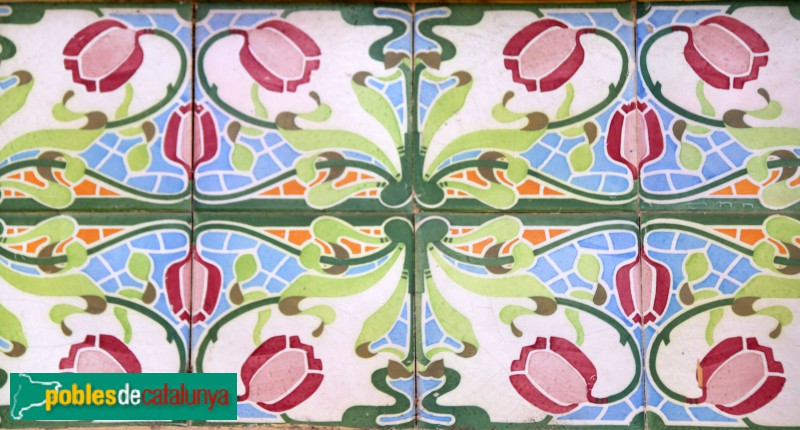 Caldes de Montbui - Casa Mansana (Foto: Albert Esteves, 2022) Caldes de Montbui - Casa Mansana