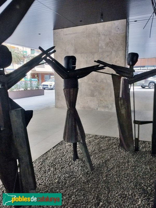 Barcelona - Johann Sebastian Bach, 11. Escultura La Sardana (Guinovart) (Foto: Anna Corcoll, 2021) Barcelona - Johann Sebastian Bach, 11. Escultura La Sardana (Guinovart)