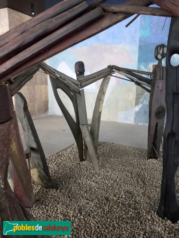 Barcelona - Johann Sebastian Bach, 11. Escultura La Sardana (Guinovart) (Foto: Anna Corcoll, 2021) Barcelona - Johann Sebastian Bach, 11. Escultura La Sardana (Guinovart)