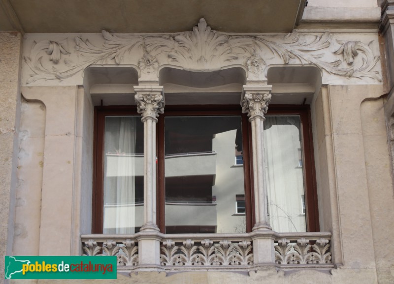 Barcelona - París, 202 (Foto: Albert Esteves, 2022) Barcelona - París, 202