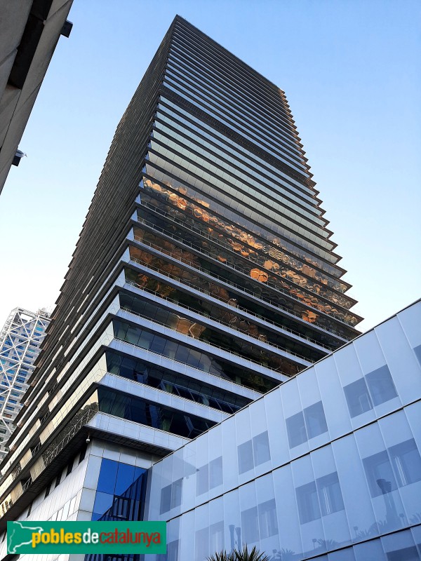 Barcelona - Torre Mapfre (Foto: Sergi Suárez, 2022) Barcelona - Torre Mapfre