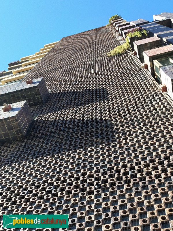 Barcelona - Torre Cervantes (Foto: Anna Corcoll, 2022) Barcelona - Torre Cervantes