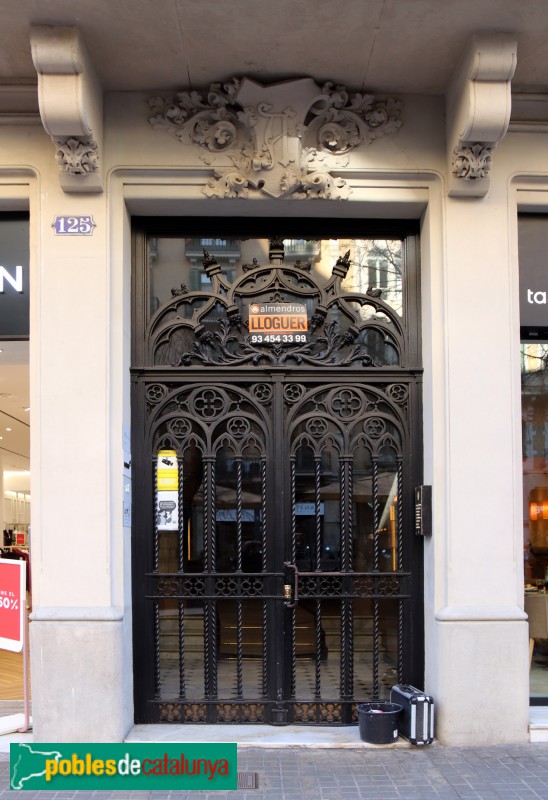 Barcelona - Rambla Catalunya, 125 (Foto: Albert Esteves, 2022) Barcelona - Rambla Catalunya, 125