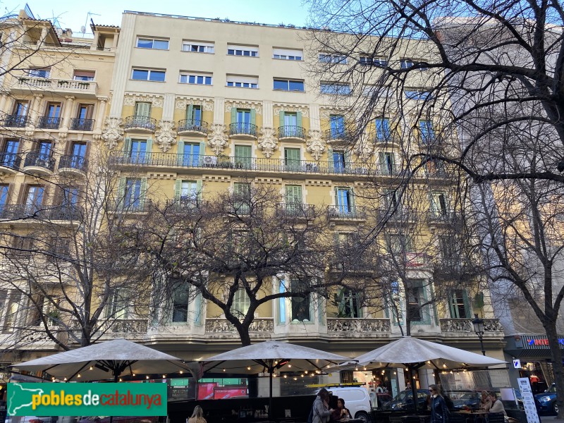 Barcelona - Rambla Catalunya, 121 (Foto: Albert Esteves, 2022) Barcelona - Rambla Catalunya, 121