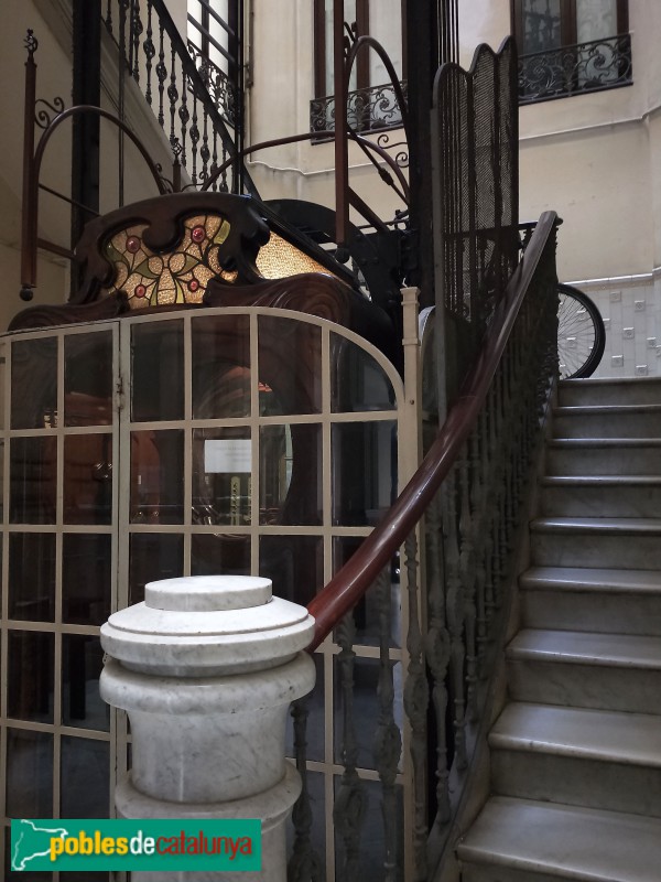 Barcelona - Ausiàs Marc, 42-46 (Foto: Anna Corcoll, 2022) Barcelona - Ausiàs Marc, 42-46