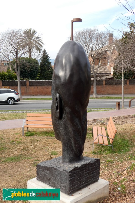 Sant Just Desvern - Escultura <i>Chloe</i>