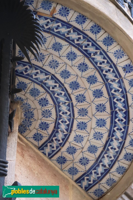 Barcelona - Passeig de Gràcia, 75 (Foto: Albert Esteves, 2022) Barcelona - Passeig de Gràcia, 75