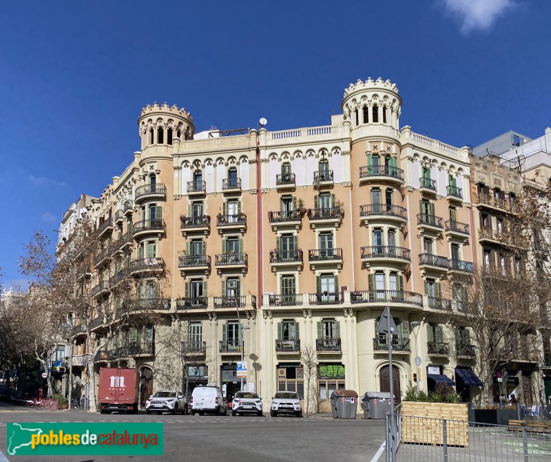 Barcelona - Diputació, 349 (Foto: Albert Esteves, 2022) Barcelona - Diputació, 349
