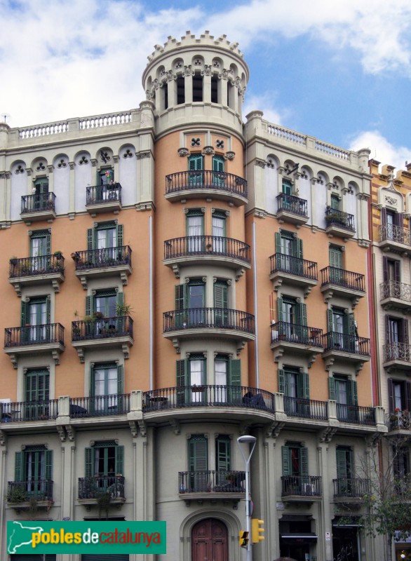 Barcelona - Diputació, 349 (Foto: Albert Esteves, 2007) Barcelona - Diputació, 349