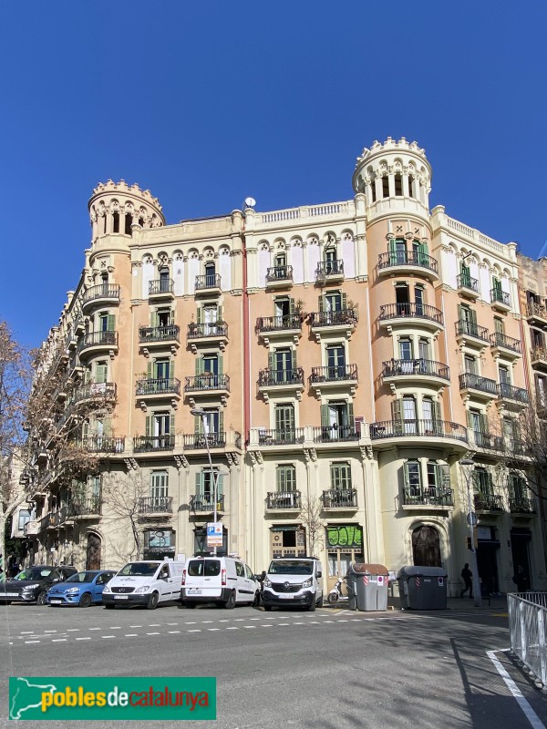 Barcelona - Diputació, 349 (Foto: Albert Esteves, 2022) Barcelona - Diputació, 349