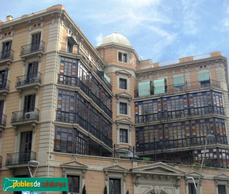 Barcelona - Diputació, 300 (Foto: Albert Esteves, 2022) Barcelona - Diputació, 300