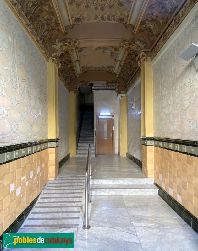 Barcelona - Aragó, 358-360 (Foto: Albert Esteves, 2022) Barcelona - Aragó, 358-360