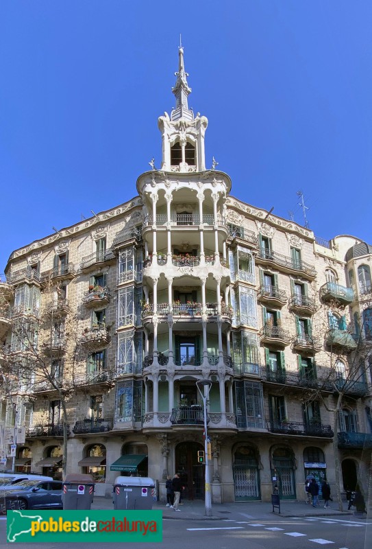 Barcelona - Roger de Llúria, 80 (Foto: Albert Esteves, 2022) Barcelona - Roger de Llúria, 80