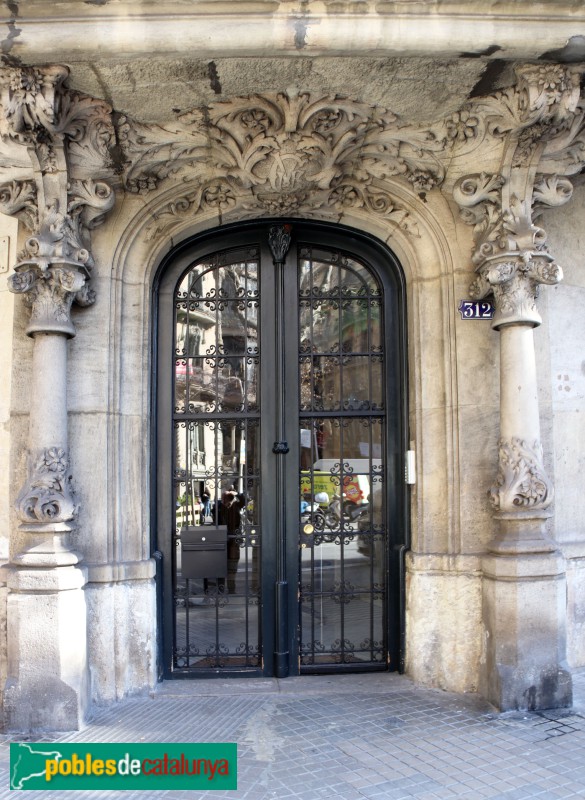 Barcelona - Roger de Llúria, 80 (Foto: Albert Esteves, 2022) Barcelona - Roger de Llúria, 80