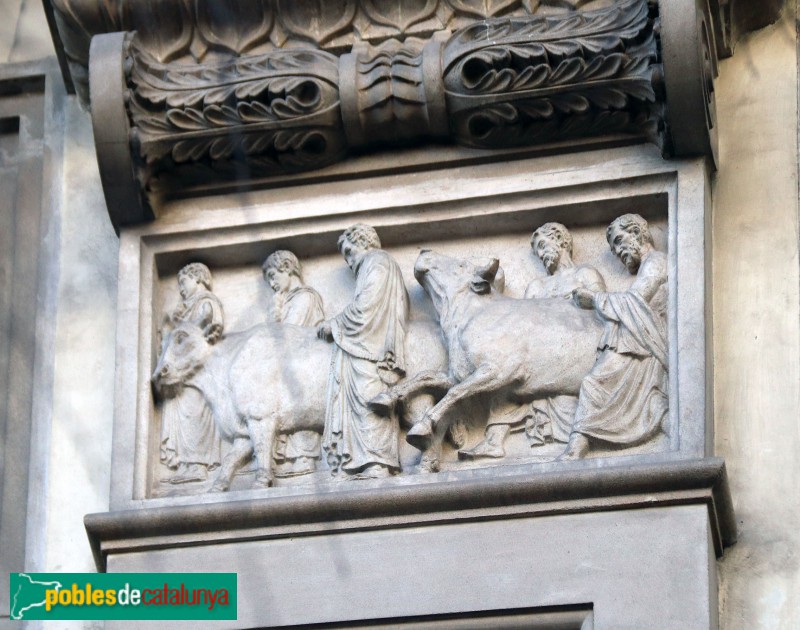 Barcelona - Roger de Llúria, 77-79 (Foto: Albert Esteves, 2022) Barcelona - Roger de Llúria, 77-79