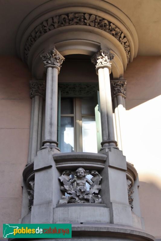 Barcelona - València, 285 (Foto: Albert Esteves, 2022) Barcelona - València, 285