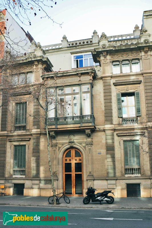 Barcelona - Rosselló, 240 (Foto: Albert Esteves, 2022) Barcelona - Rosselló, 240