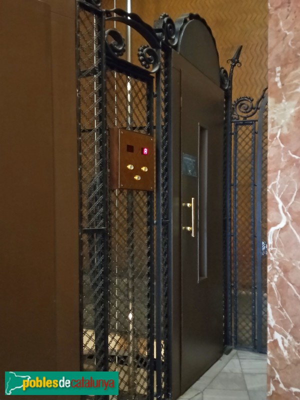 Barcelona - Casa Pericas (Diagonal, 389) (Foto: Anna Corcoll, 2022) Barcelona - Casa Pericas (Diagonal, 389)