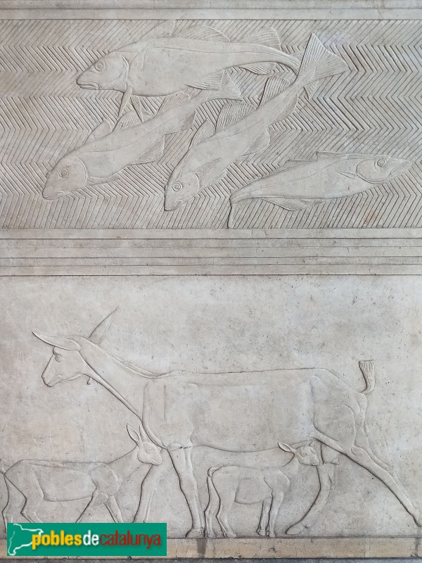 Barcelona - Diagonal, 614. Baixrelleus de Joan Rebull (Foto: Anna Corcoll, 2022) Barcelona - Diagonal, 614. Baixrelleus de Joan Rebull