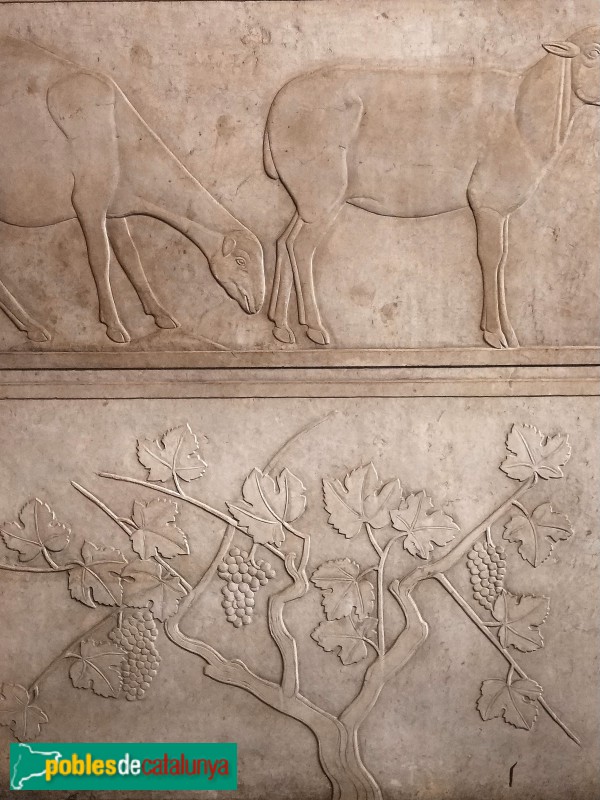 Barcelona - Diagonal, 614. Baixrelleus de Joan Rebull (Foto: Anna Corcoll, 2022) Barcelona - Diagonal, 614. Baixrelleus de Joan Rebull