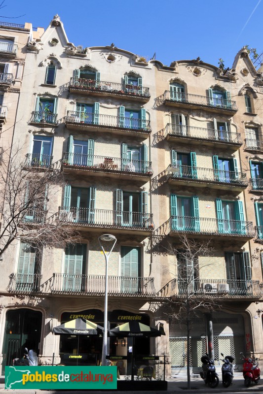 Barcelona - Pau Claris, 140-142 (Foto: Albert Esteves, 2022) Barcelona - Pau Claris, 140-142