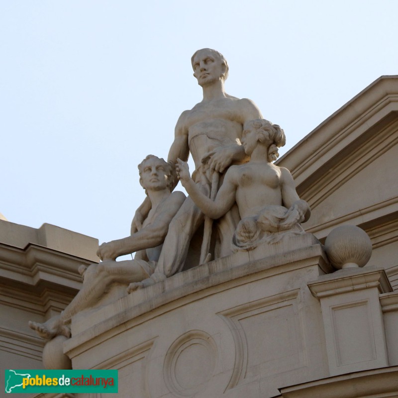 Barcelona - Diagonal 327-331 (Foto: Albert Esteves, 2022) Barcelona - Diagonal 327-331