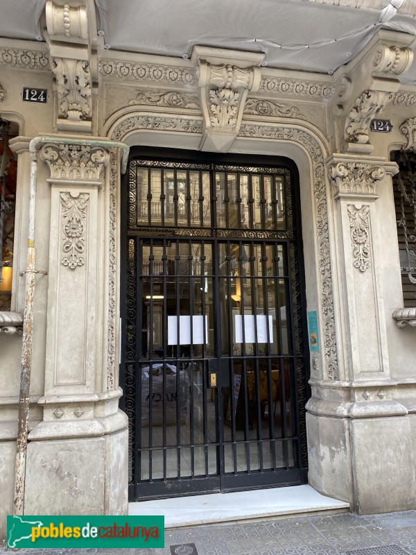 Barcelona - Bailèn, 124 (Foto: Albert Esteves, 2022) Barcelona - Bailèn, 124