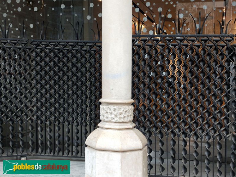 Barcelona - Casa Malagrida (Passeig de Gràcia, 27) (Foto: Anna Corcoll, 2022) Barcelona - Casa Malagrida (Passeig de Gràcia, 27)