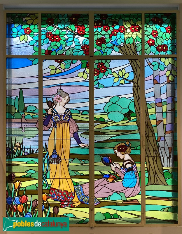 Cerdanyola - Les Dames de Cerdanyola: la Dama de la Tulipa (Foto: Albert Esteves, 2022) Cerdanyola - Les Dames de Cerdanyola: la Dama de la Tulipa