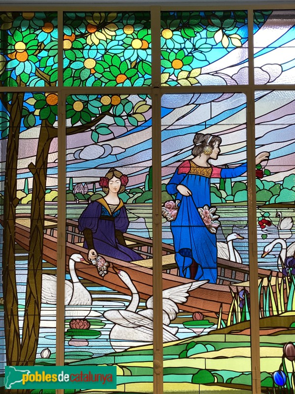 Cerdanyola - Les Dames de Cerdanyola: la Dama del Llac (Foto: Albert Esteves, 2022) Cerdanyola - Les Dames de Cerdanyola: la Dama del Llac