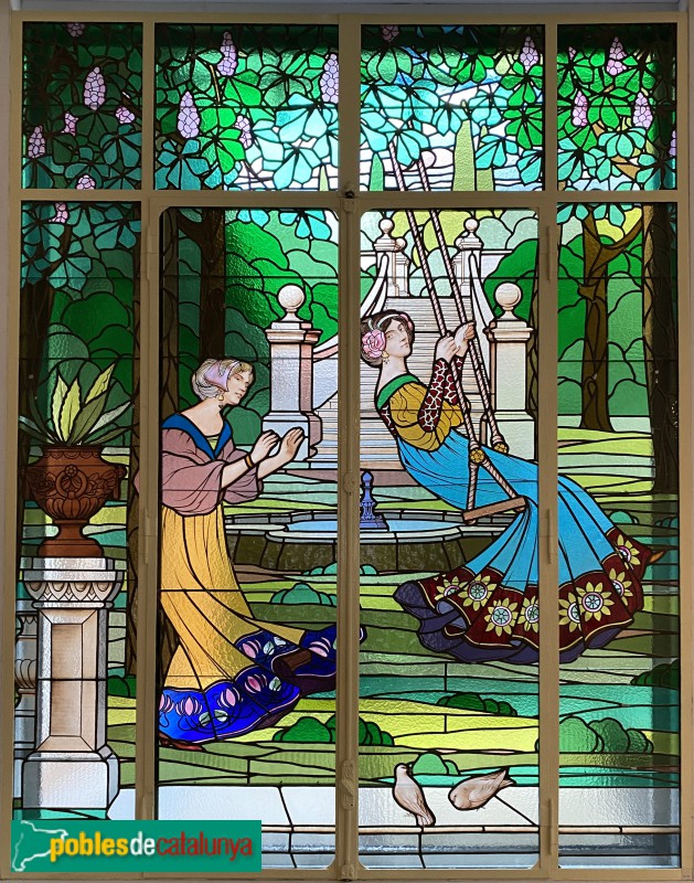 Cerdanyola - Les Dames de Cerdanyola: la Dama del Gronxador (Foto: Albert Esteves, 2022) Cerdanyola - Les Dames de Cerdanyola: la Dama del Gronxador