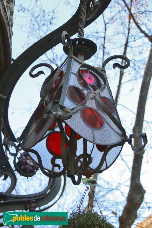 Barcelona - Farmàcia Viladot (Foto: Albert Esteves, 2022) Barcelona - Farmàcia Viladot