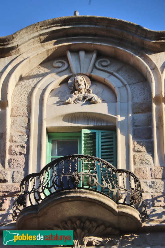 Barcelona - Ausiàs Marc, 42-46 (Foto: Albert Esteves, 2022) Barcelona - Ausiàs Marc, 42-46