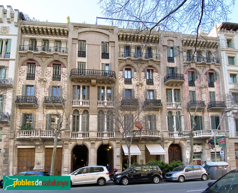 Barcelona - Ausiàs Marc, 37-39 (Foto: Albert Esteves, 2022) Barcelona - Ausiàs Marc, 37-39